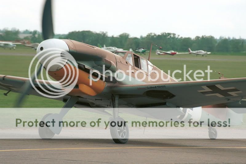 http://img13.photobucket.com/albums/v37/GarethHorne/LSIII%20scans/Duxford%20VE%20Show%201995/6.jpg